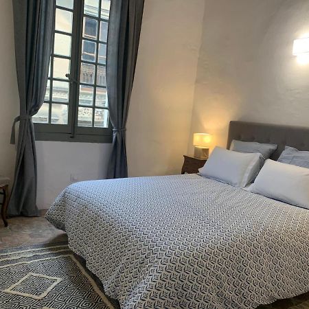 Cosy Centre Historique Apartment Arles Bagian luar foto