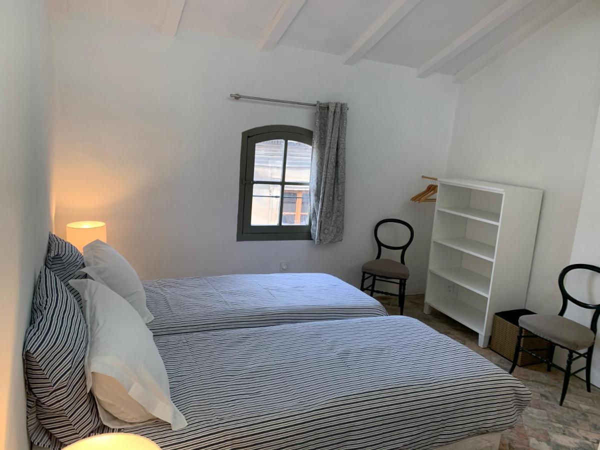 Cosy Centre Historique Apartment Arles Bagian luar foto