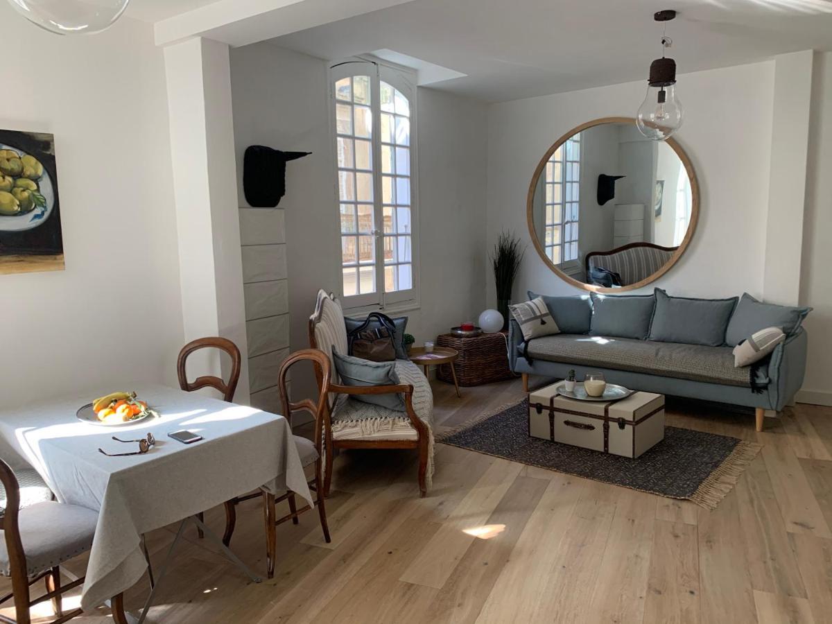Cosy Centre Historique Apartment Arles Bagian luar foto