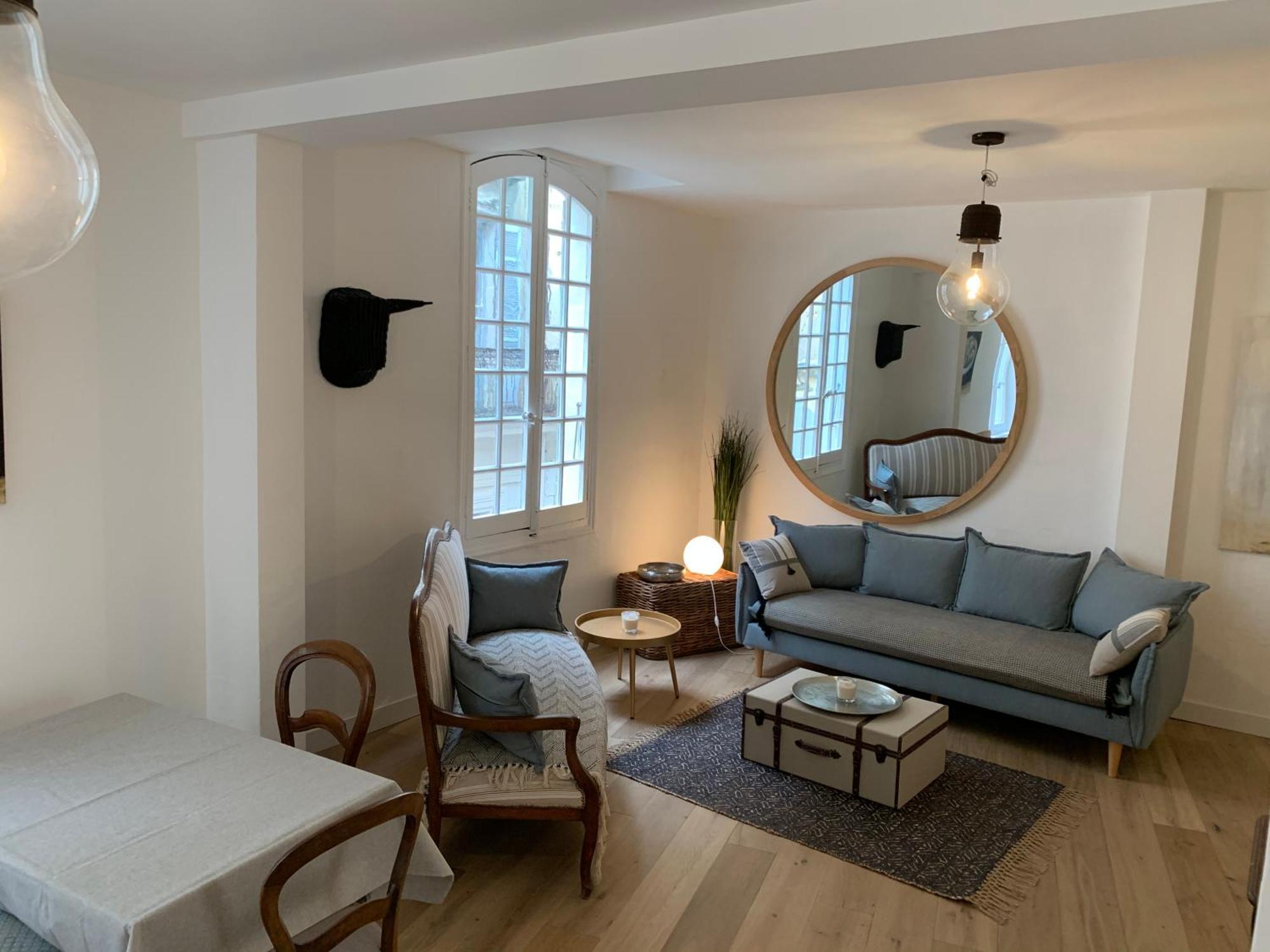 Cosy Centre Historique Apartment Arles Ruang foto